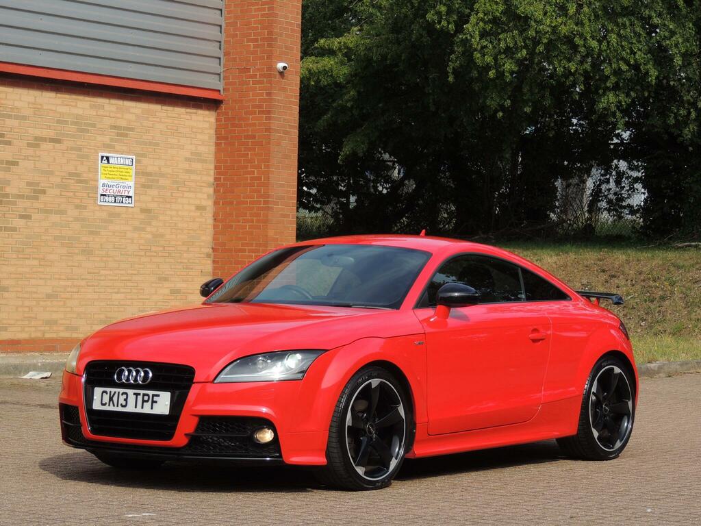 Audi TT Black Edition Red #3