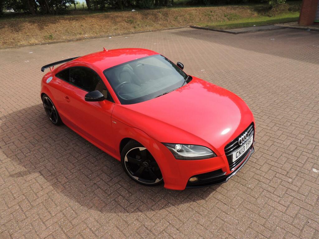 Audi TT Black Edition Red #6