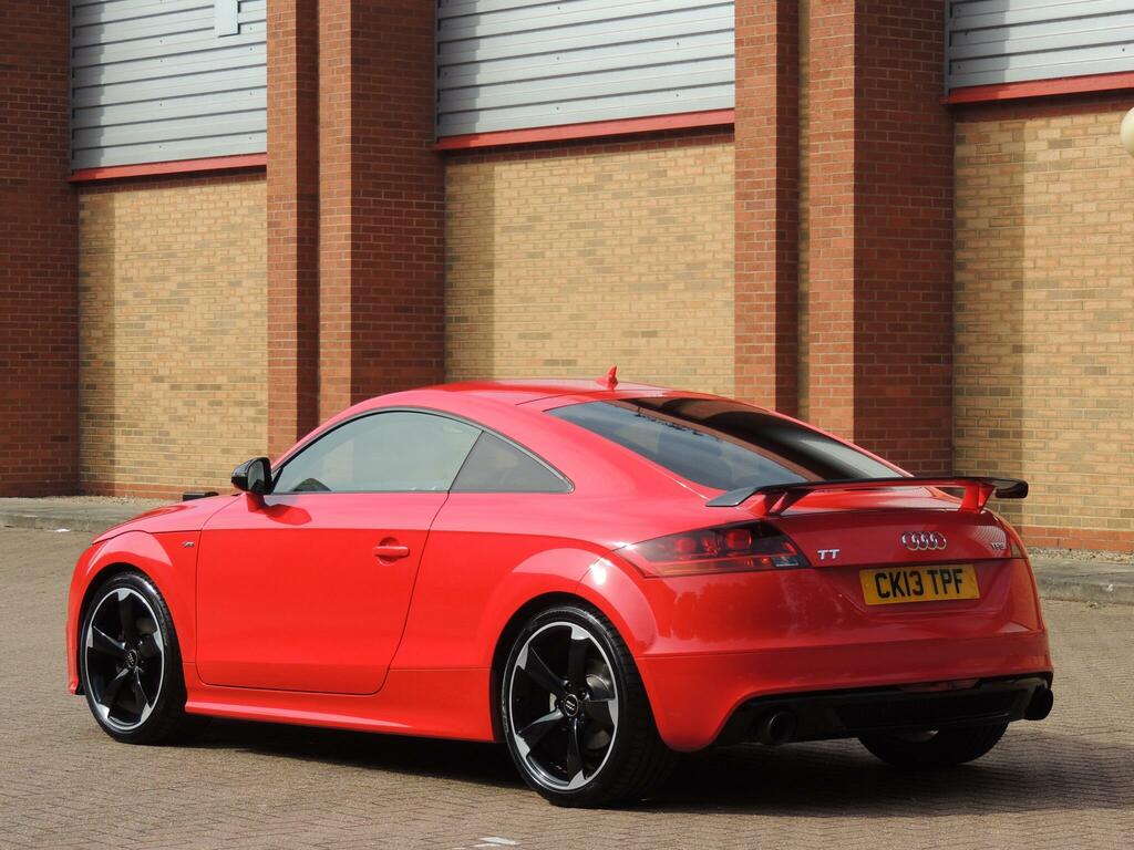 Audi TT Black Edition Red #4