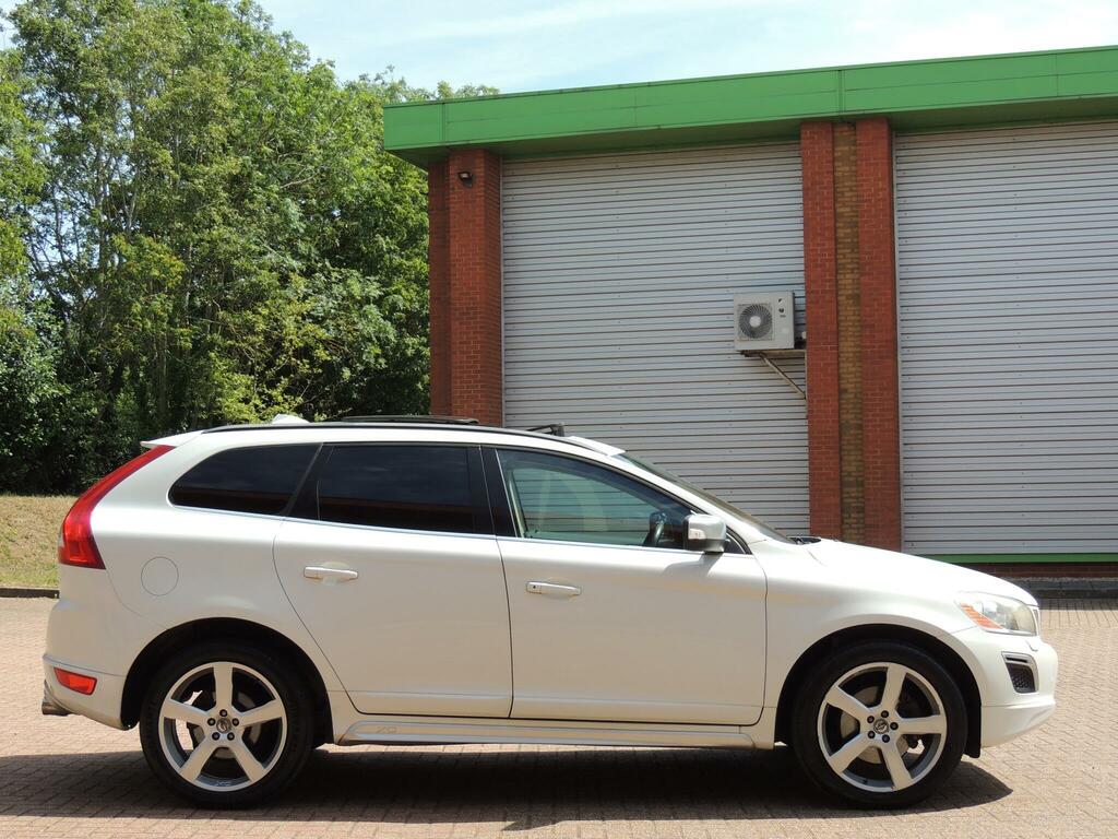 Volvo XC60 D Drive R-design 5-Door Red #15