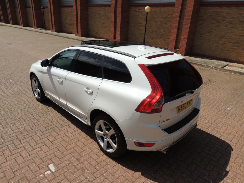 Volvo XC60 D Drive R-design 5-Door Red #25