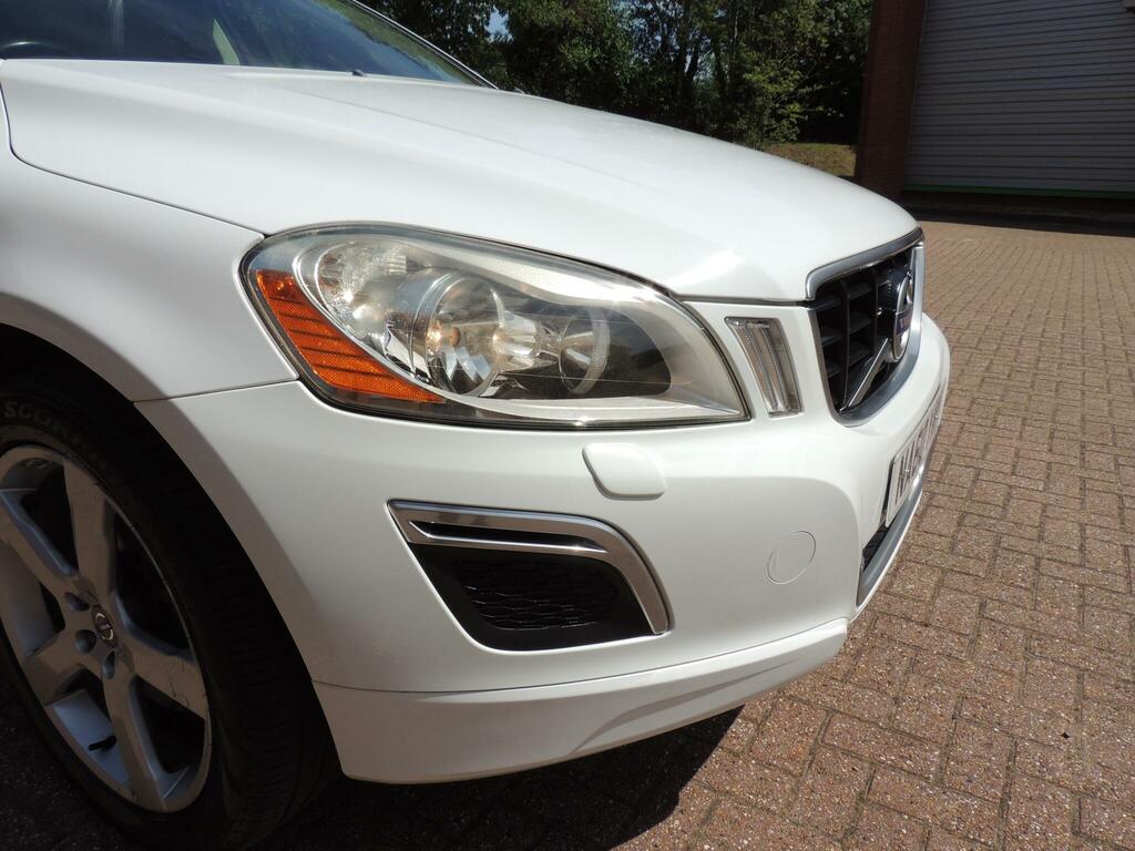 Volvo XC60 D Drive R-design 5-Door Red #34