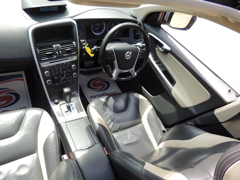 Volvo XC60 D Drive R-design 5-Door Red #87