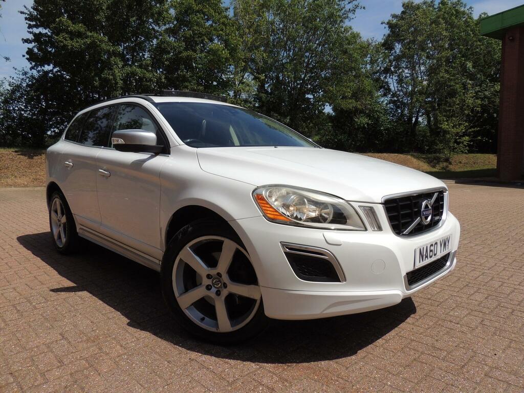 Volvo XC60 R-design White #2