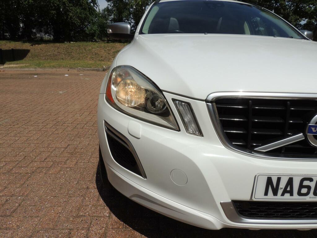 Volvo XC60 D Drive R-design 5-Door Red #33