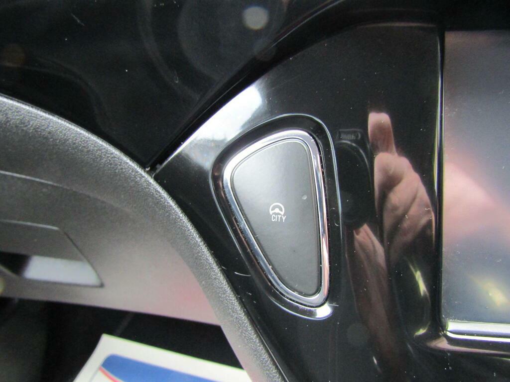 Vauxhall Corsa 1.4 75 Sri Vx-line Nav Black  #41