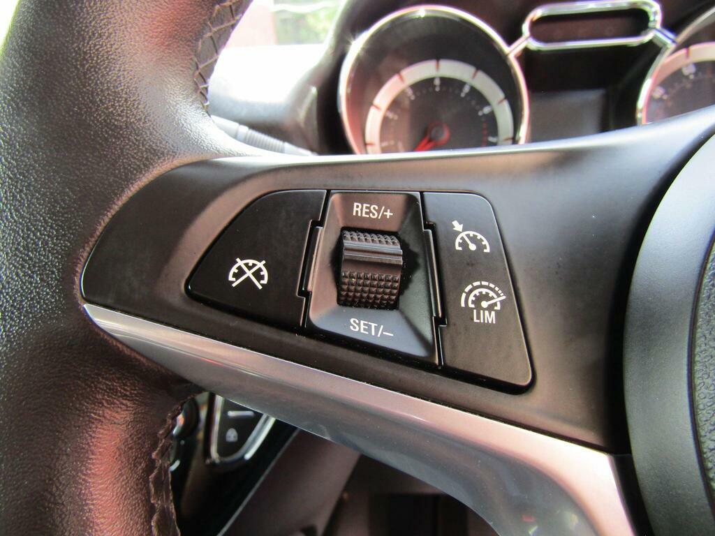 Vauxhall Adam 1.2I Ecoflex Energised Hatchback White #41