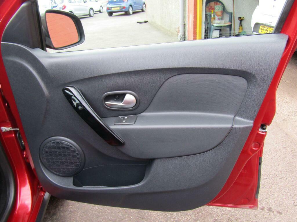 Dacia Sandero Stepway Dacia Sandero Stepway 0.9 Tce Comfort Black #64