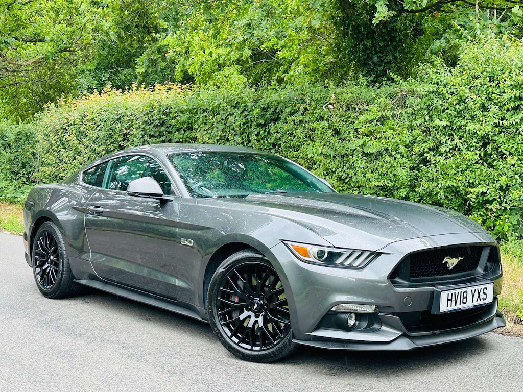 Ford Mustang 5.0 L Gt Grey