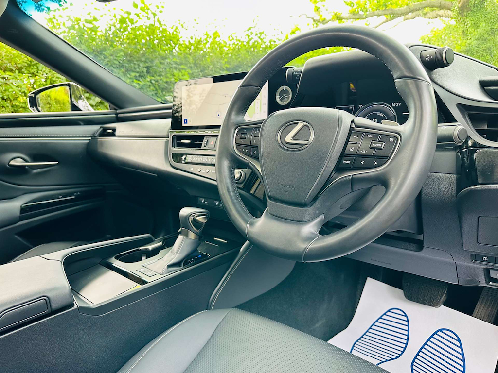 Lexus ES 300H 2.5 Cvt Premium Edition Green #19