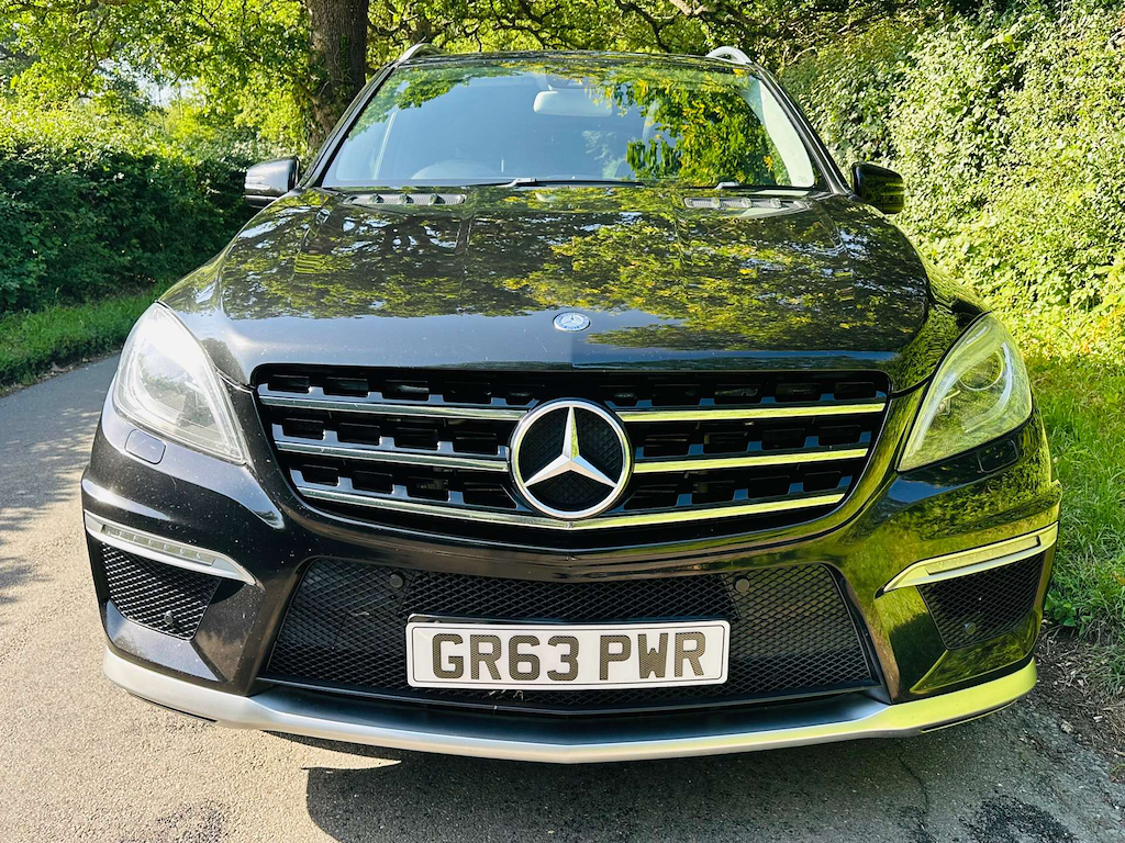 Mercedes-Benz M Class 5.5 L 4Wd Black #3