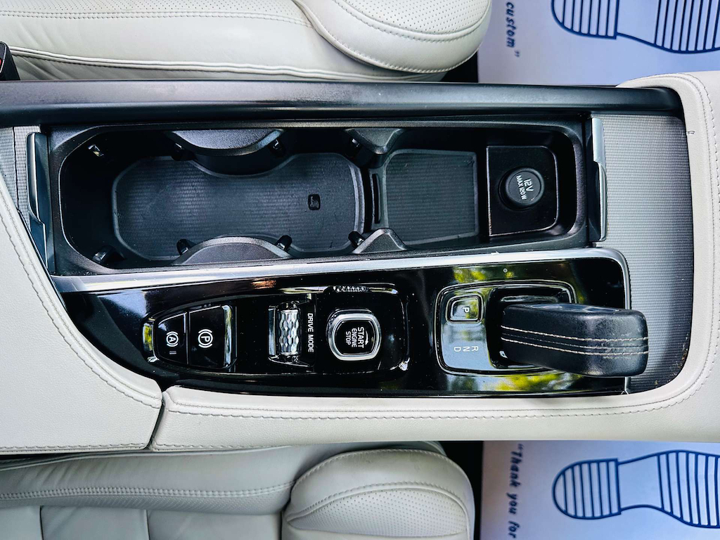 Volvo XC90 2.0 B5p 250 Momentum Awd Gtron Blue #16