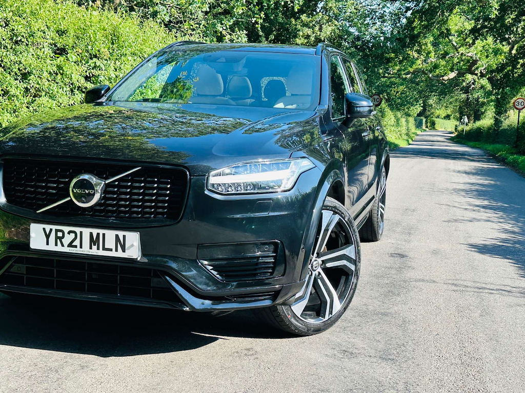 Volvo XC90 2.0 L R-design Pro T8 Recharge Awd 4Wd Black #2