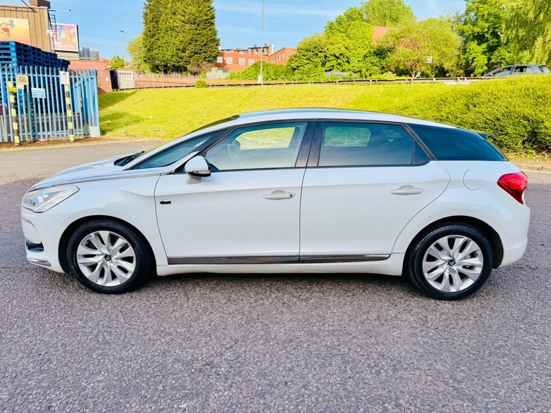 Citroen DS5 Hybrid4 Dstyle Egs White #5