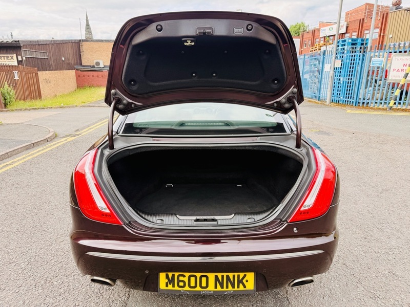 Jaguar XJ  Black #19