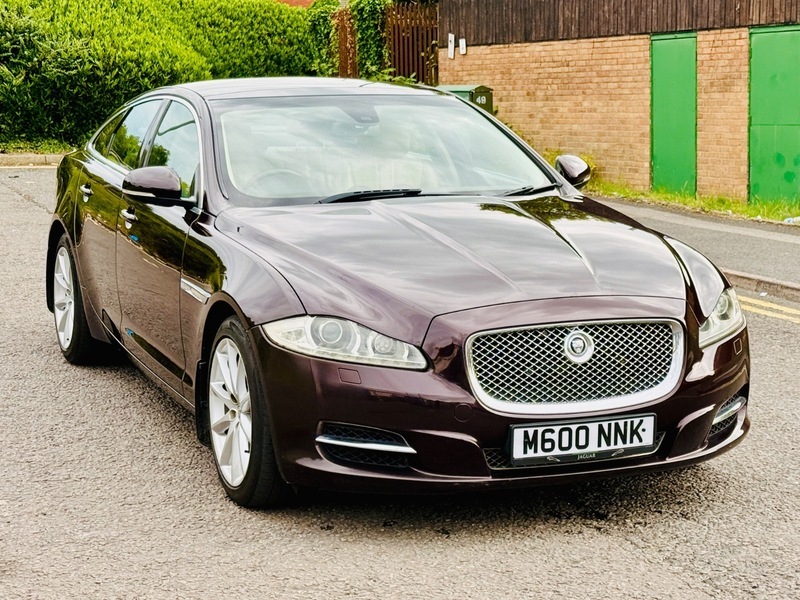 Jaguar XJ  Black #20