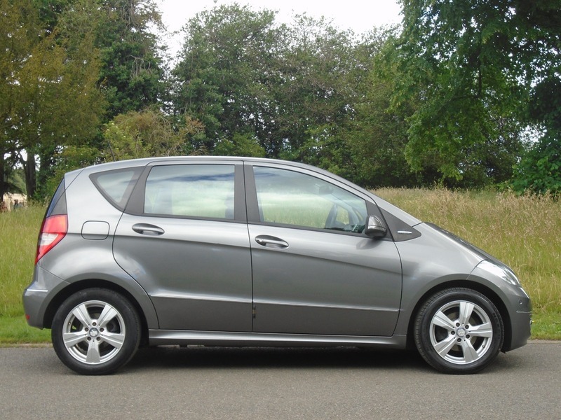 Mercedes-Benz A Class Blueefficiency Elegance Se Red #6