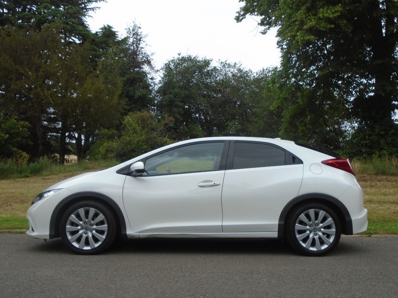 Honda Civic I-vtec Ex Gt White #5
