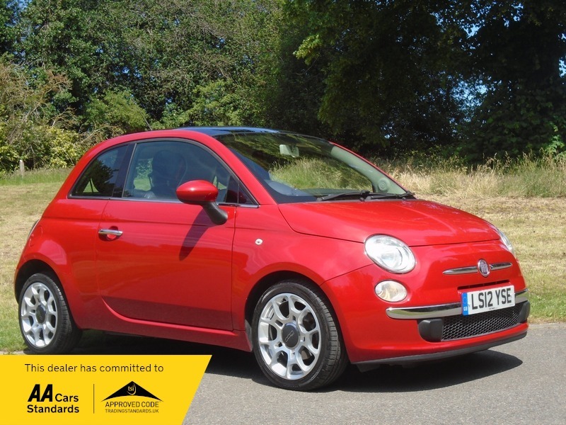 Fiat 500 Lounge Red