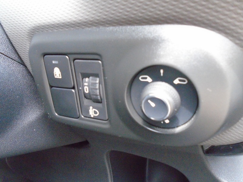 Citroen C4 Cactus 1.2 Puretech Flair 6 Speed Black #42