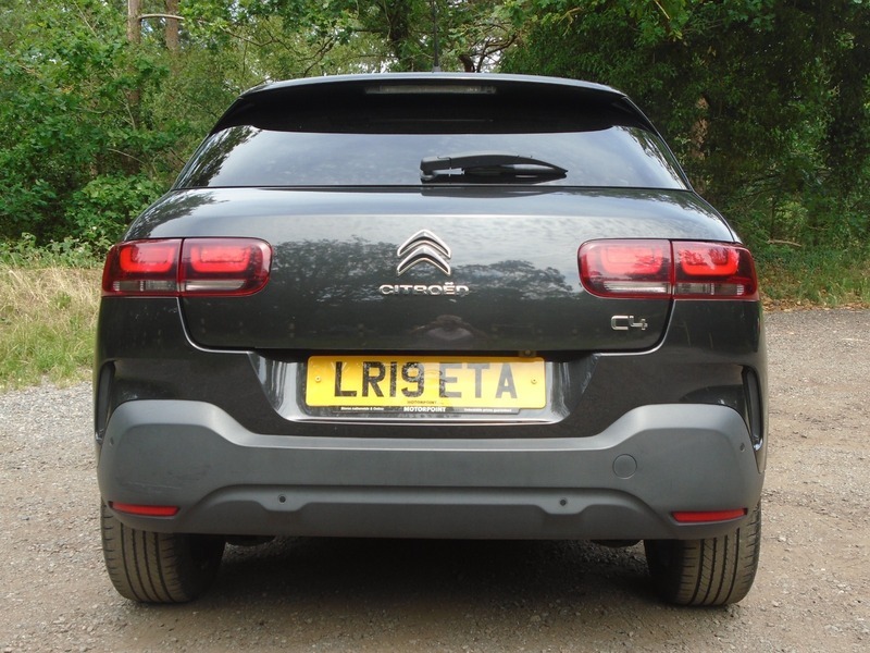 Citroen C4 Cactus 1.2 Puretech Flair 6 Speed Black #9