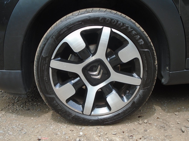 Citroen C4 Cactus 1.2 Puretech Flair 6 Speed Black #44