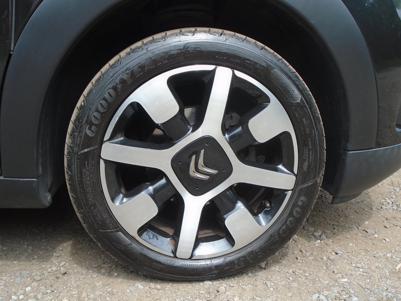 Citroen C4 Cactus 1.2 Puretech Flair 6 Speed Black #46