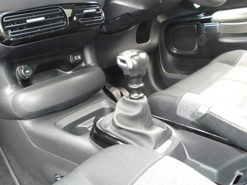 Citroen C4 Cactus 1.2 Puretech Flair 6 Speed Black #26