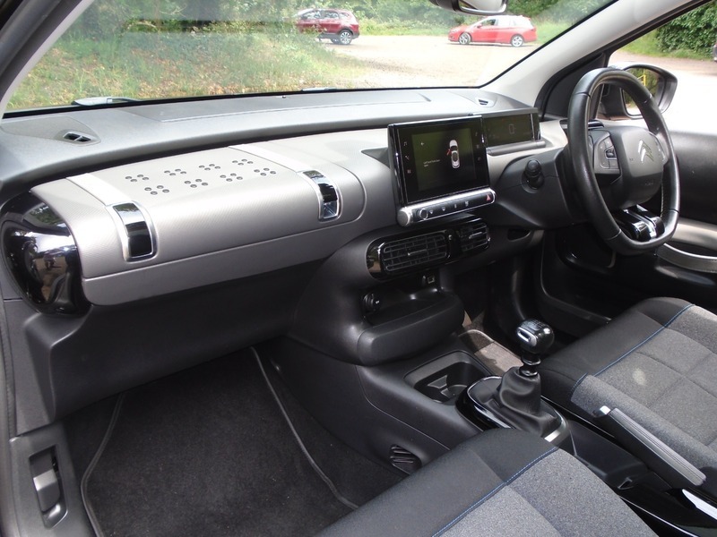 Citroen C4 Cactus 1.2 Puretech Flair 6 Speed Black #30
