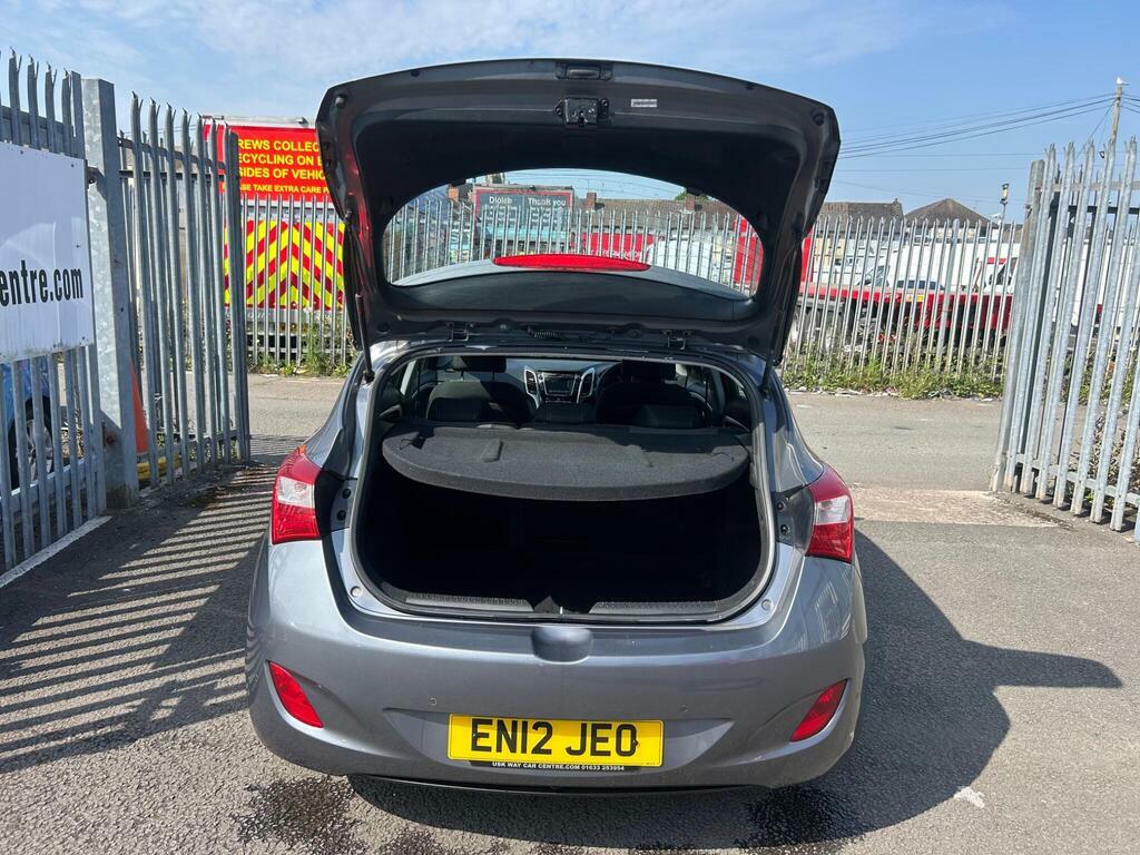 Hyundai I30 1.6 Active Silver #7