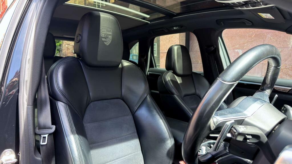 Porsche Cayenne S Platinum Edition Black #2
