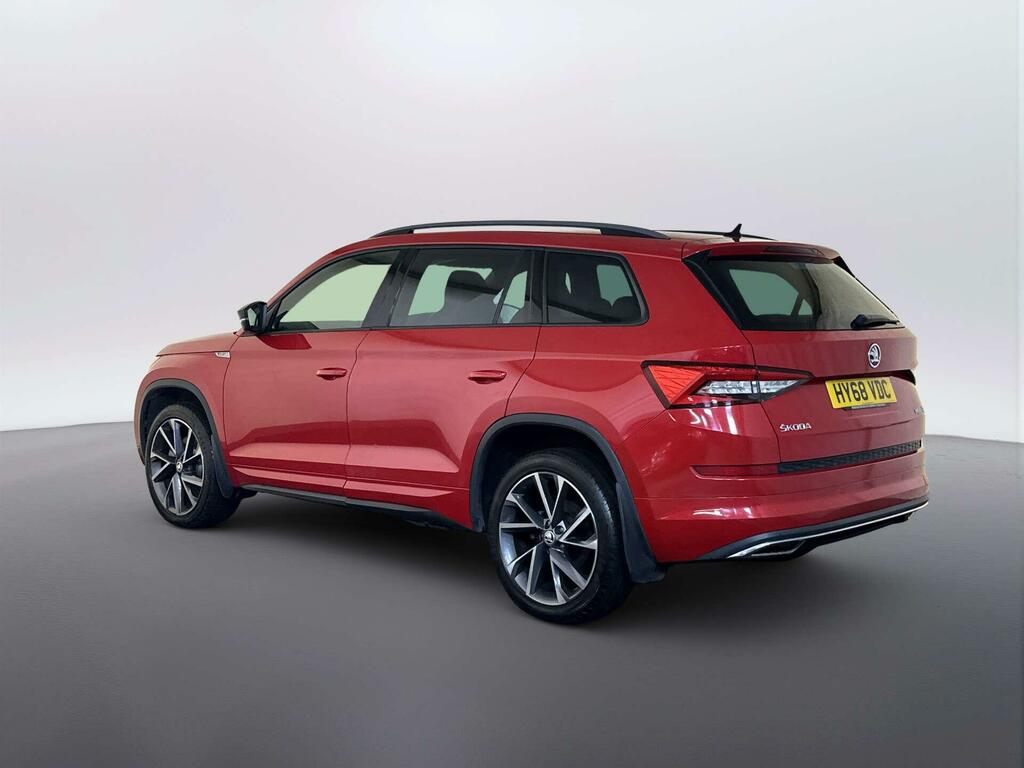 Skoda Kodiaq 2.0 Tdi Sportline Dsg 4Wd Euro 6 Ss 7 Seat HY68VDC Red #6