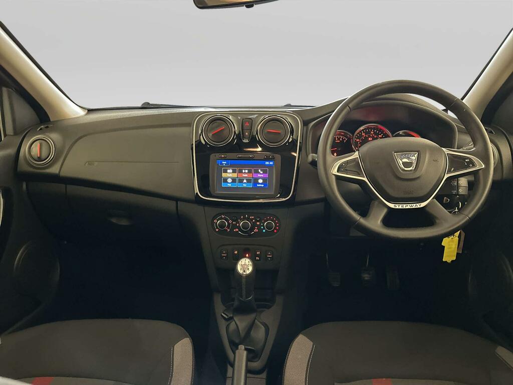Dacia Sandero Stepway 0.9 Tce Techroad Hatchback Euro DL69DTK Grey #2