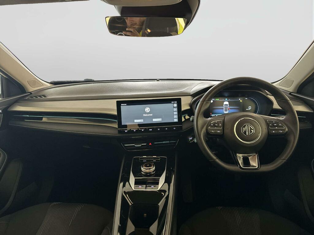 MG MG5 61.1Kwh Se Long Range Estate 15 White #2