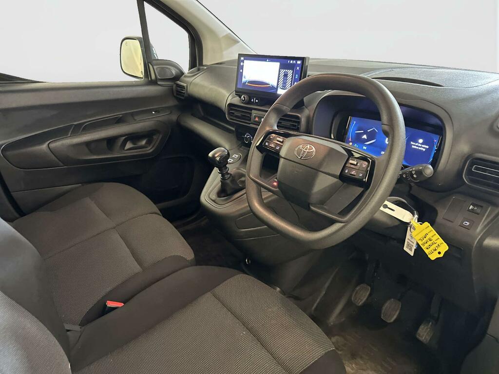 Toyota Proace City 1.5 Bluehdi Icon Long Panel Van 6Dr White #2
