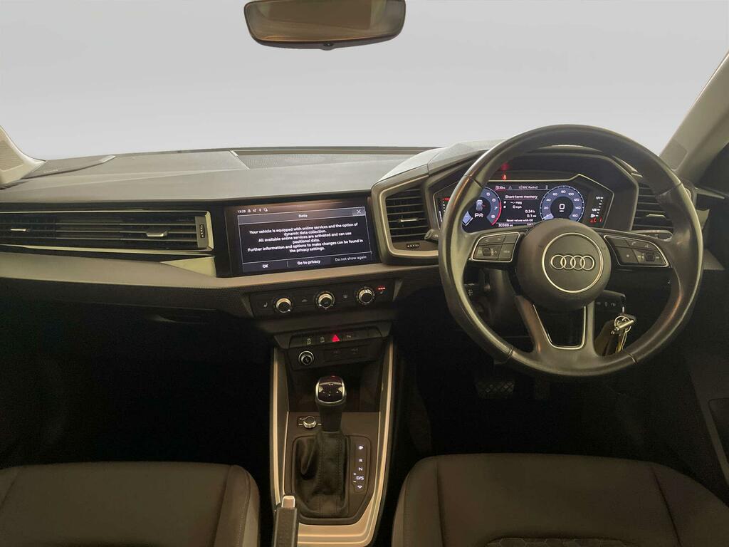 Audi A1 1.0 Tfsi 25 Sport Sportback S Tronic Eu LM73AVJ Red #2
