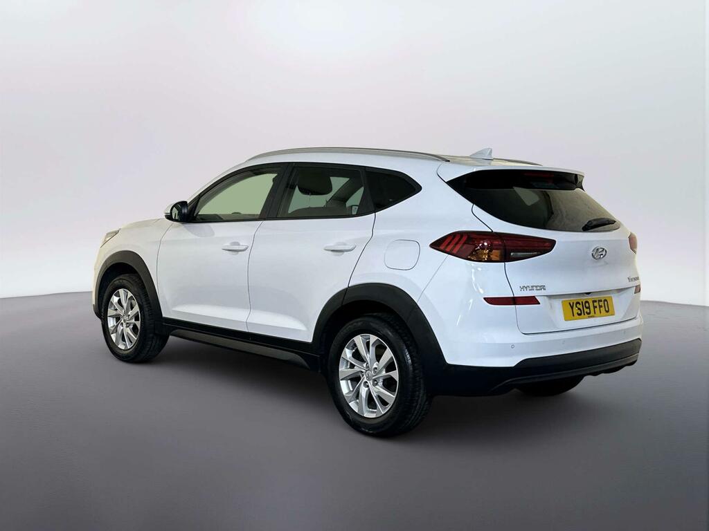 Hyundai Tucson 1.6 Gdi Se Nav Suv Euro 6 Ss YS19FFO White #6