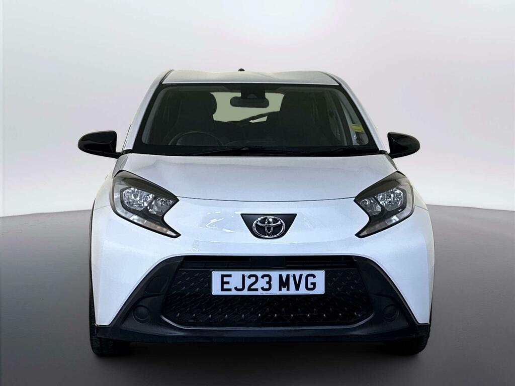Toyota Aygo X 1.0 Vvt-i Pure Hatchback Euro 6 EJ23MVG White #3