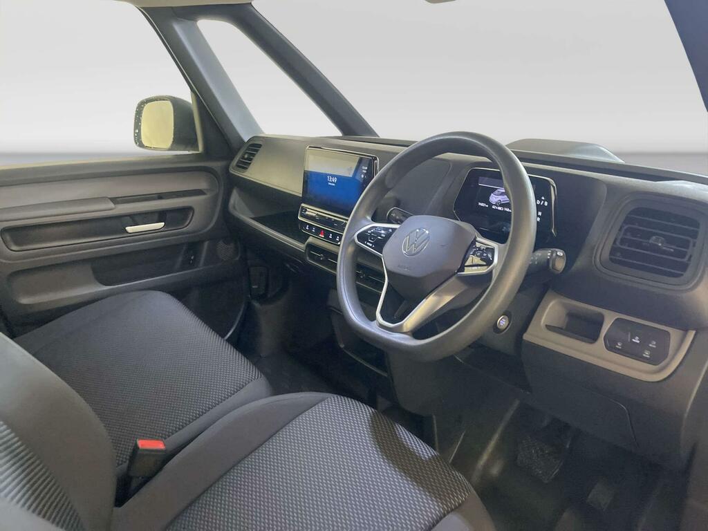 Volkswagen ID.Buzz Pro 77Kwh Commerce White #2