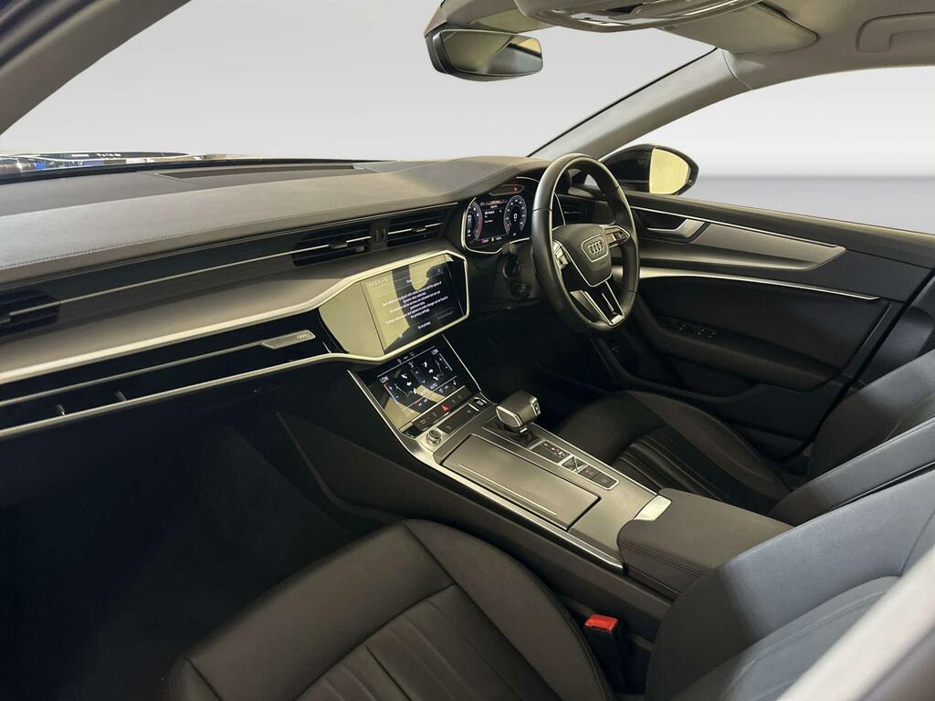Audi A6 Avant 2L Black Edition Black #10