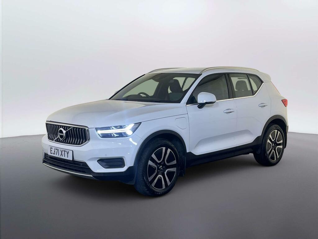 Volvo XC40 1.5H T4 Recharge 10.7Kwh Core Suv Plug- EJ71XTY White #4