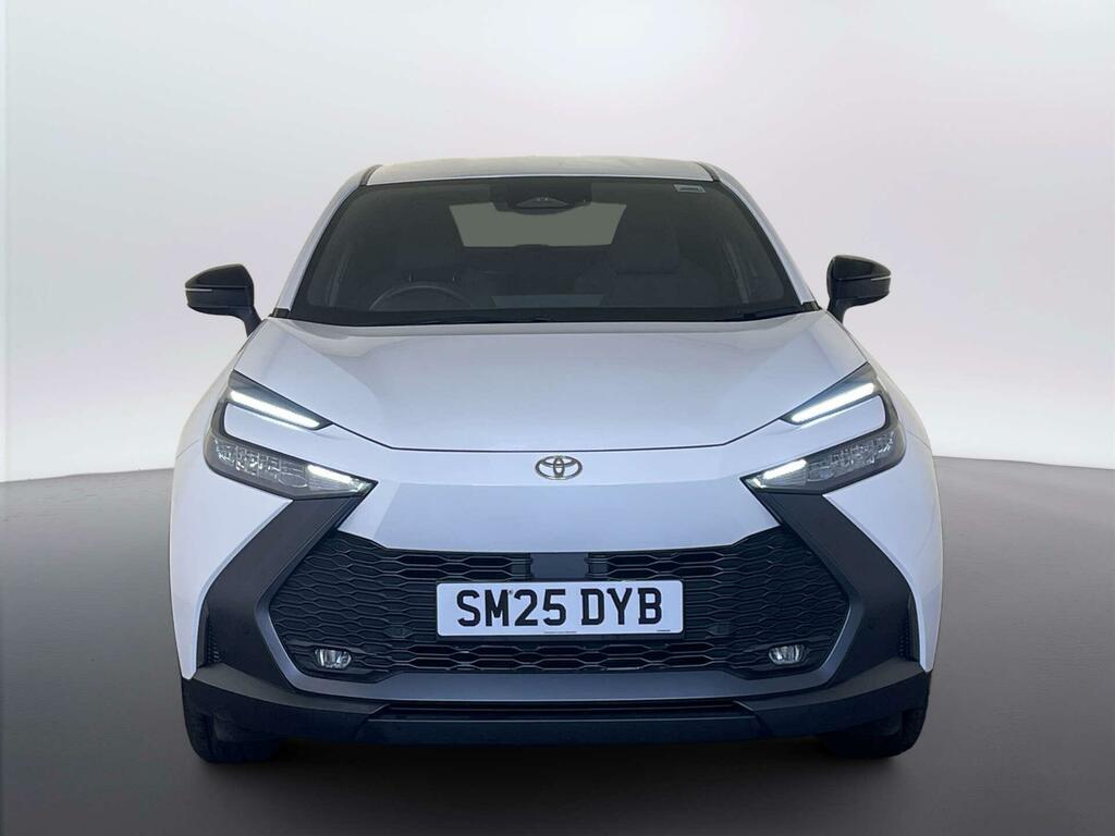 Toyota C-Hr 2.0 Vvt 13.6Kwh Design Suv Plug-in Hybr SM25DYB White #3