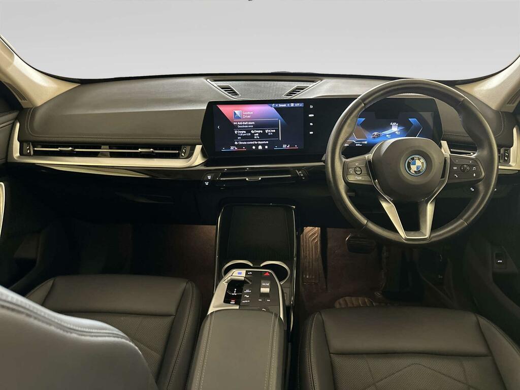 BMW iX1 30 66.5Kwh Xline Suv Xdrive 11K Black #2