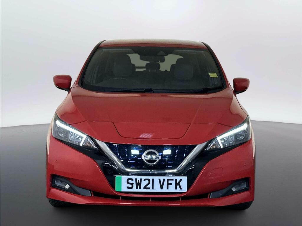 Nissan Leaf 40Kwh N-connecta Hatchback 150 Red #3