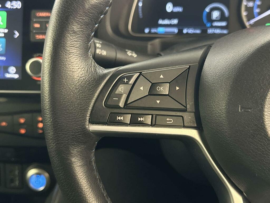 Nissan Leaf 39Kwh N-connecta Hatchback 150 White #15