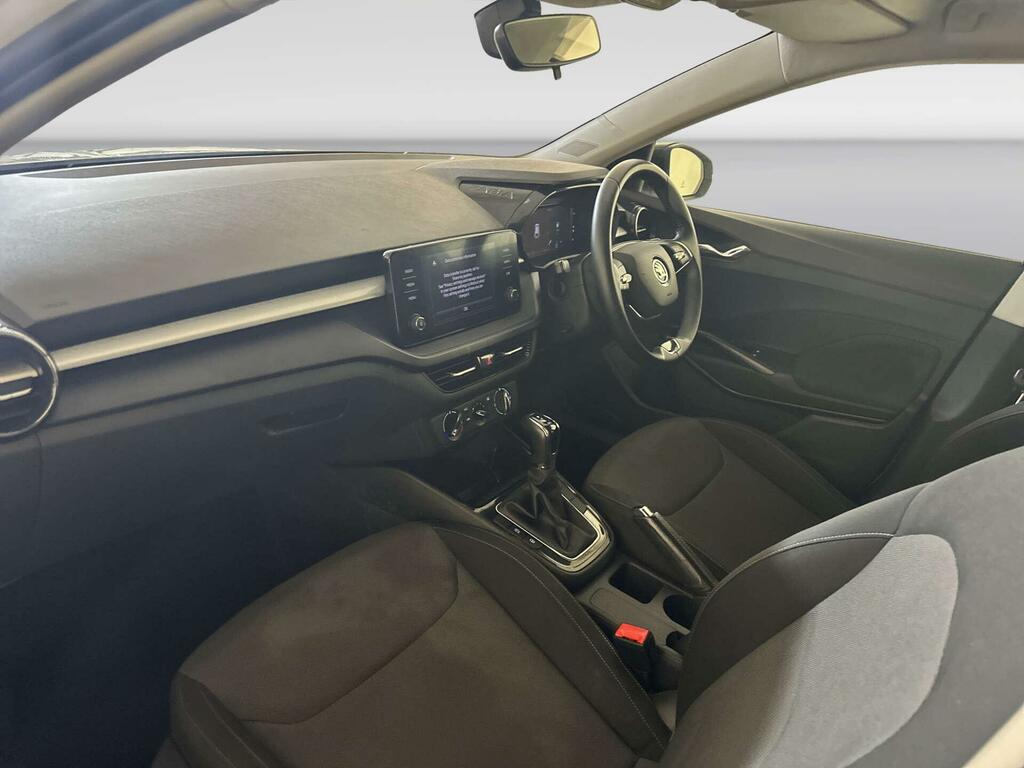 Skoda Fabia 1.0 Mpi 80 Se Comfort Blue #10