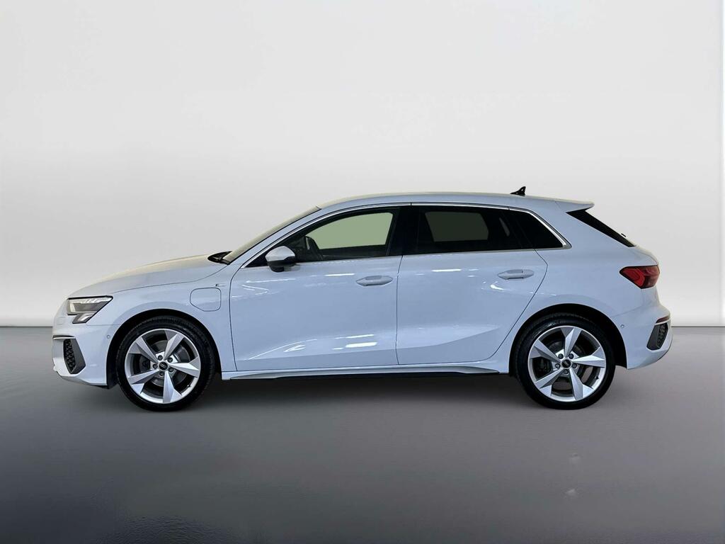 Audi A3 1.4 Tfsie 40 S Line Sportback Plug-in H White #5