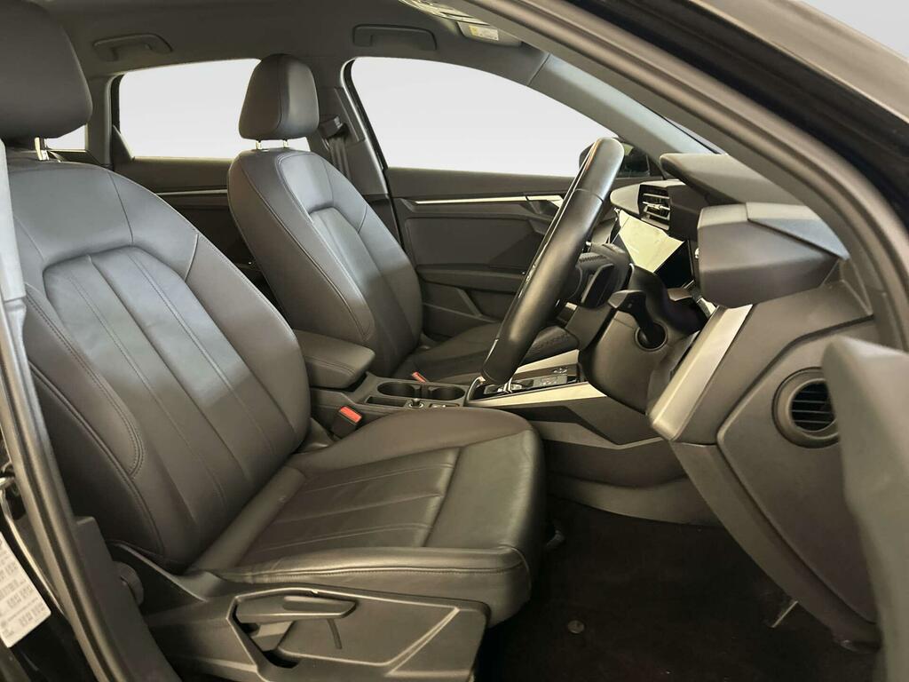 Audi A3 35 Tfsi Sport S Tronic  #11