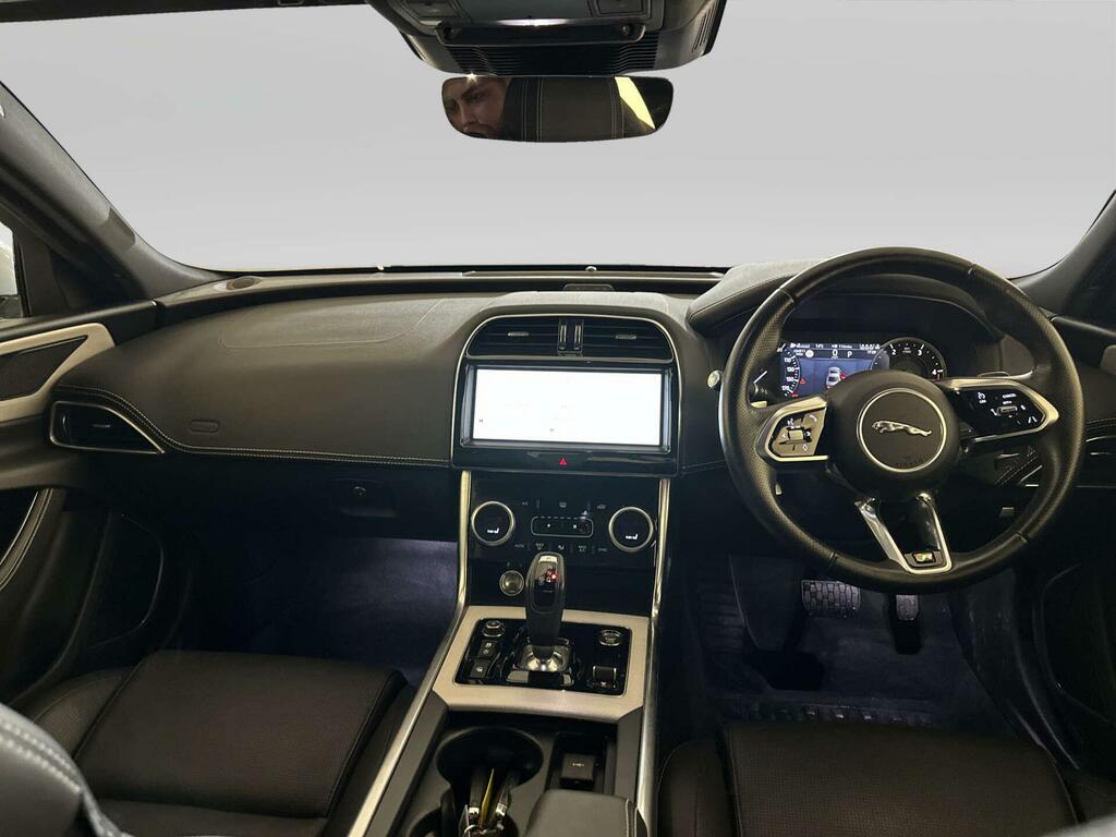 Jaguar XE 2.0 D200 Mhev R-dynamic S Saloon E Silver #2