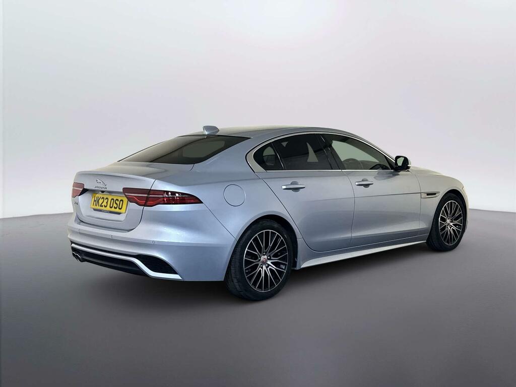 Jaguar XE 2.0 D200 R-dynamic Se Black Grey #8